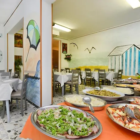 Flora Capri Hotel Cesenatico