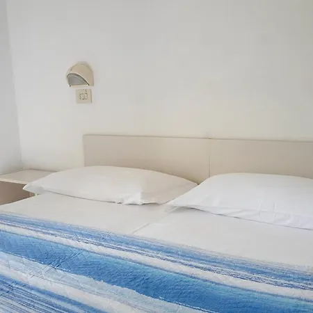 Flora Capri Hotel Cesenatico